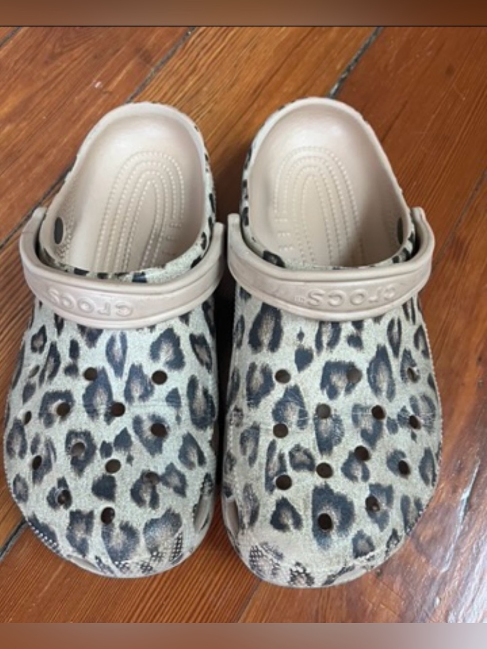 Crocs Classic Leopard Animal Print Clogs Women’s 10